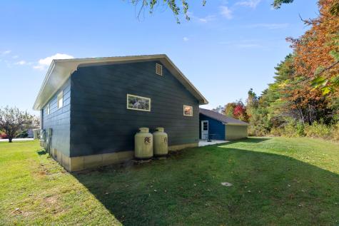 87 N Road Detroit ME 04929