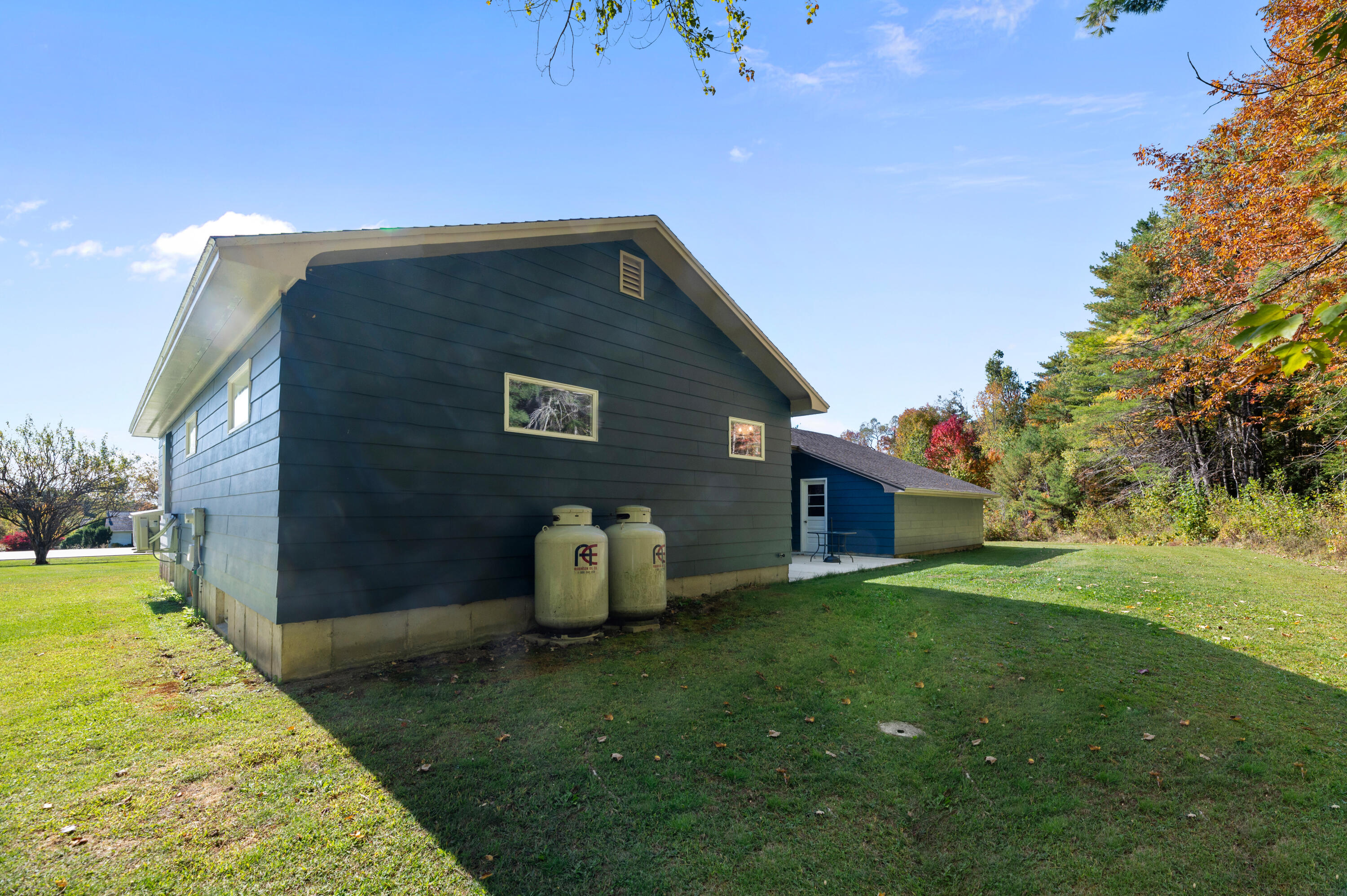 87 N Road Detroit ME 04929