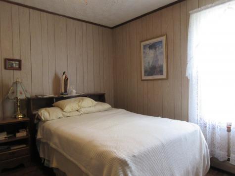 22 Boston Avenue Lewiston ME 04240