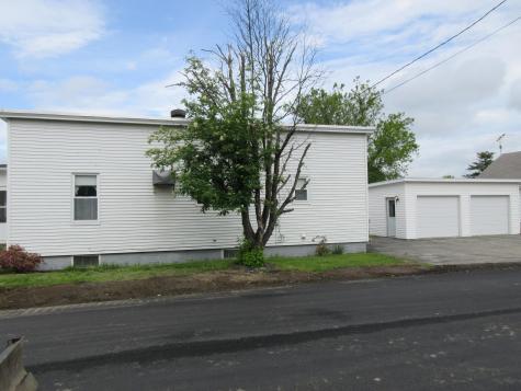22 Boston Avenue Lewiston ME 04240