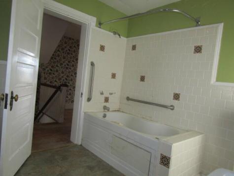 49 Pearl Street Augusta ME 04330