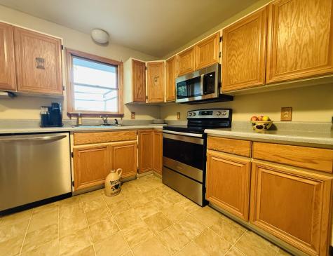 6 Lorraine Avenue Brewer ME 04412