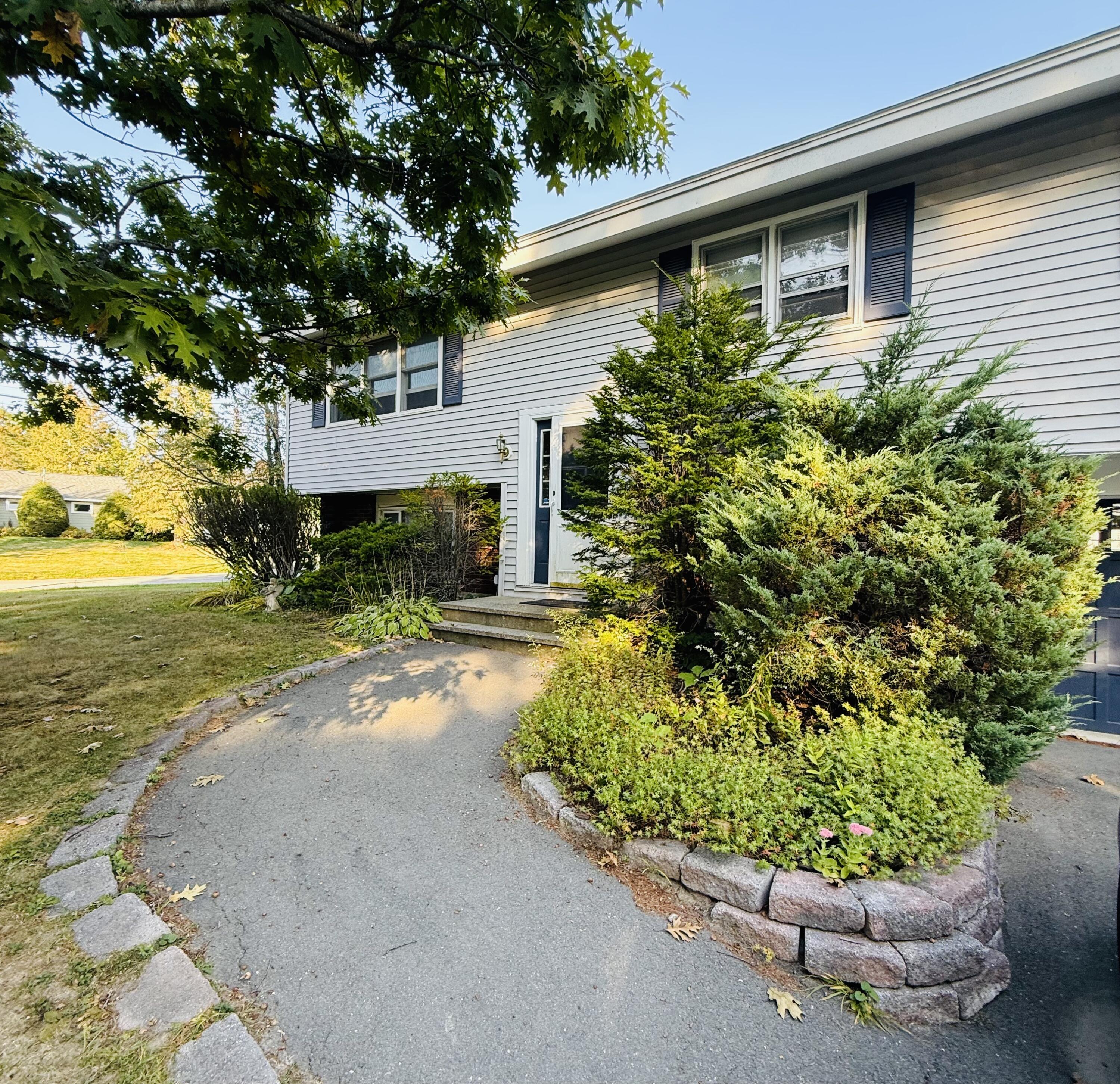 6 Lorraine Avenue Brewer ME 04412