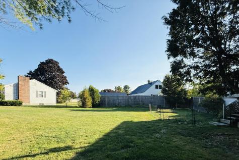 6 Lorraine Avenue Brewer ME 04412