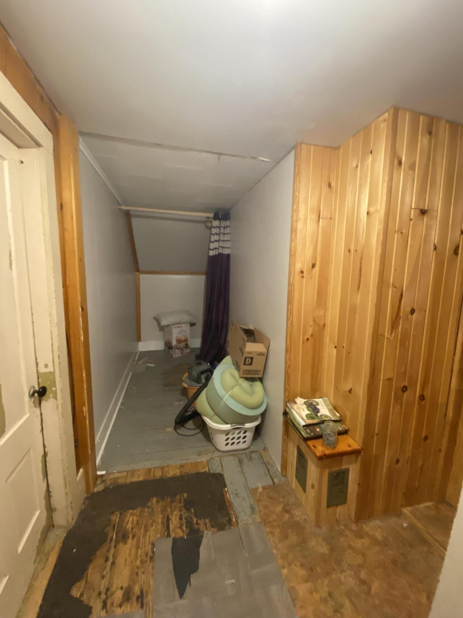 33 Nichols Street Madison ME 04950