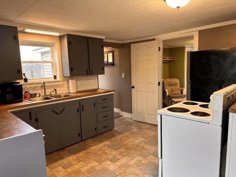 30 E Buckfield Road Buckfield ME 04220