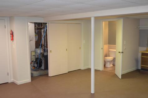 20 Ventura Street Lewiston ME 04240