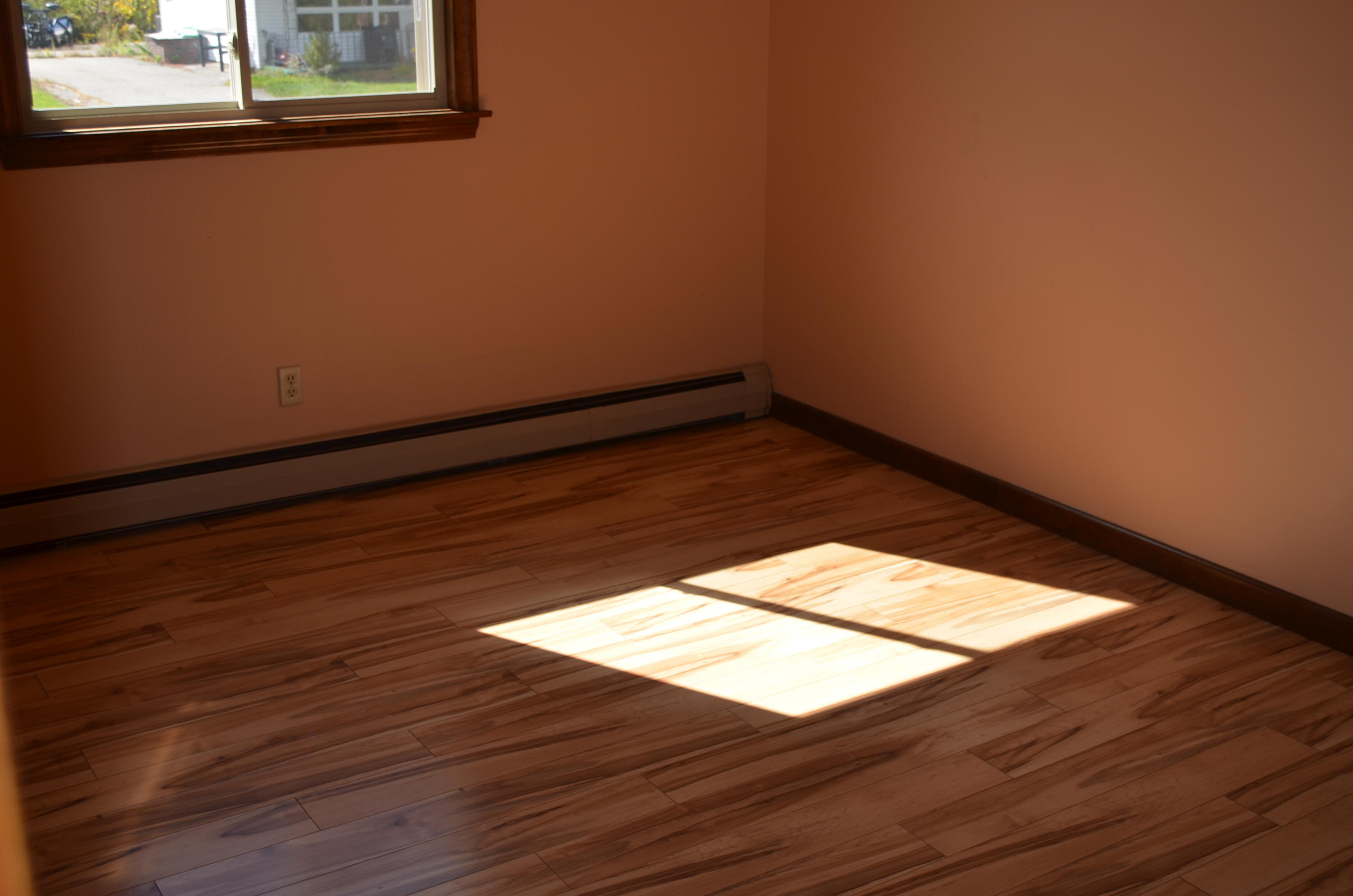 20 Ventura Street Lewiston ME 04240