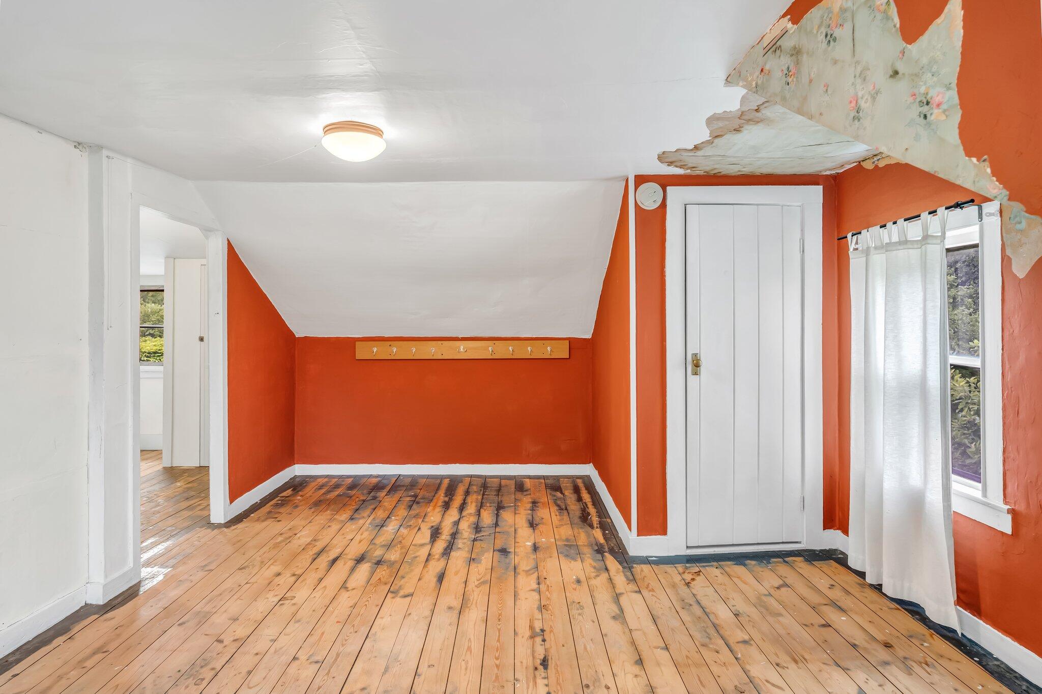 8 Beech Hill Road Northport ME 04849