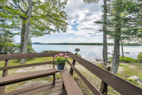 52 Carters Cove Lane Surry ME 04684