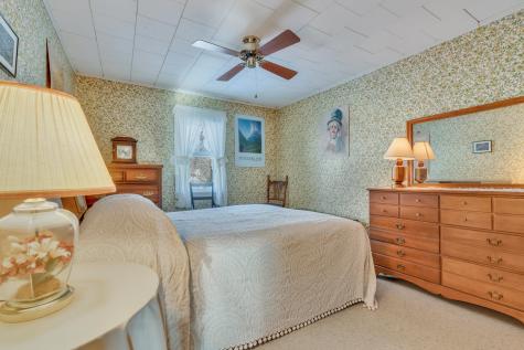 192 Ossipee Trail Limington ME 04049