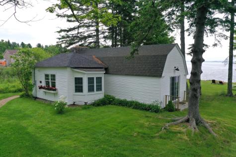 4 Isle View Way Searsport ME 04974