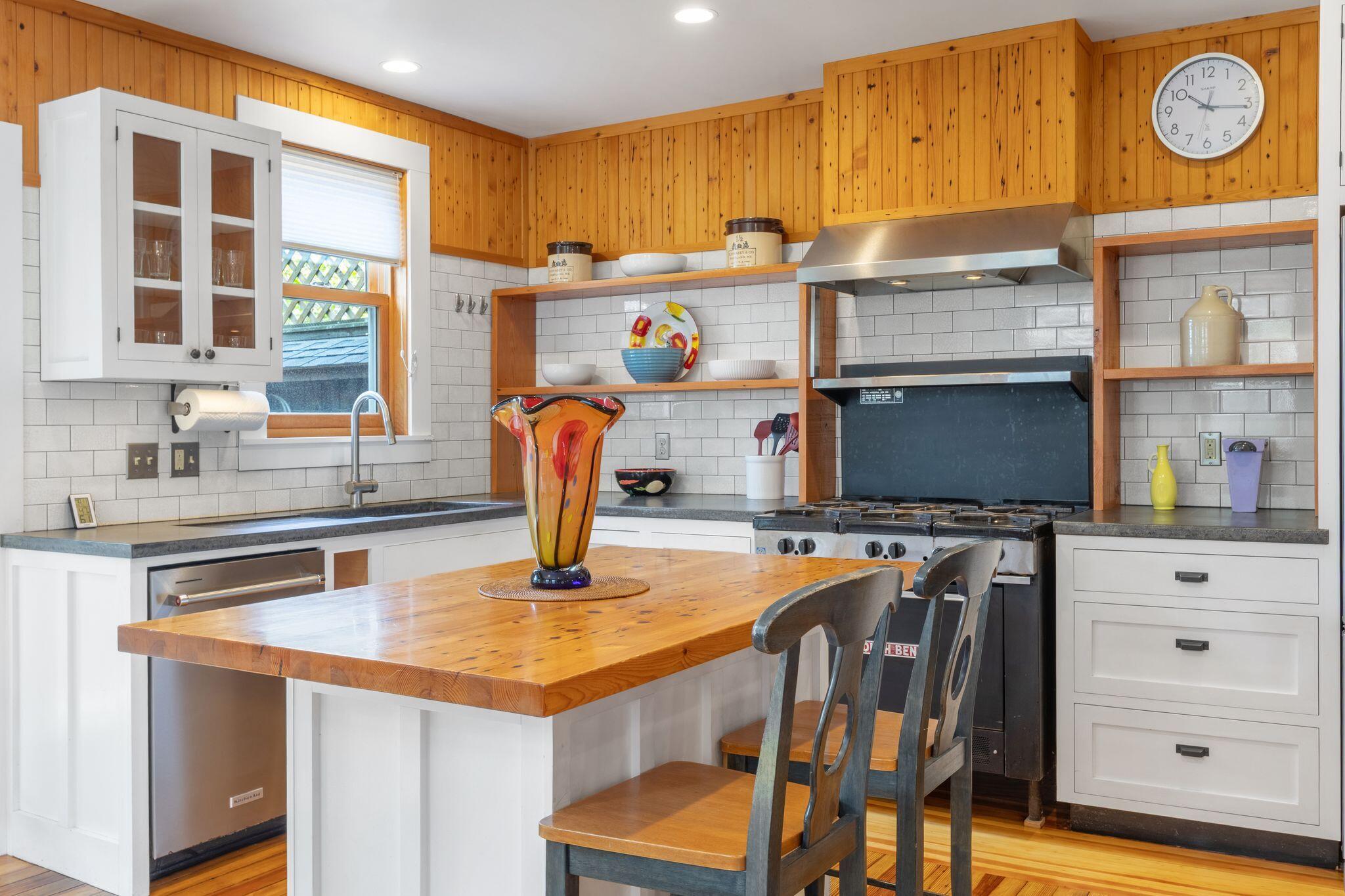 116 Sheridan Street Portland ME 04101