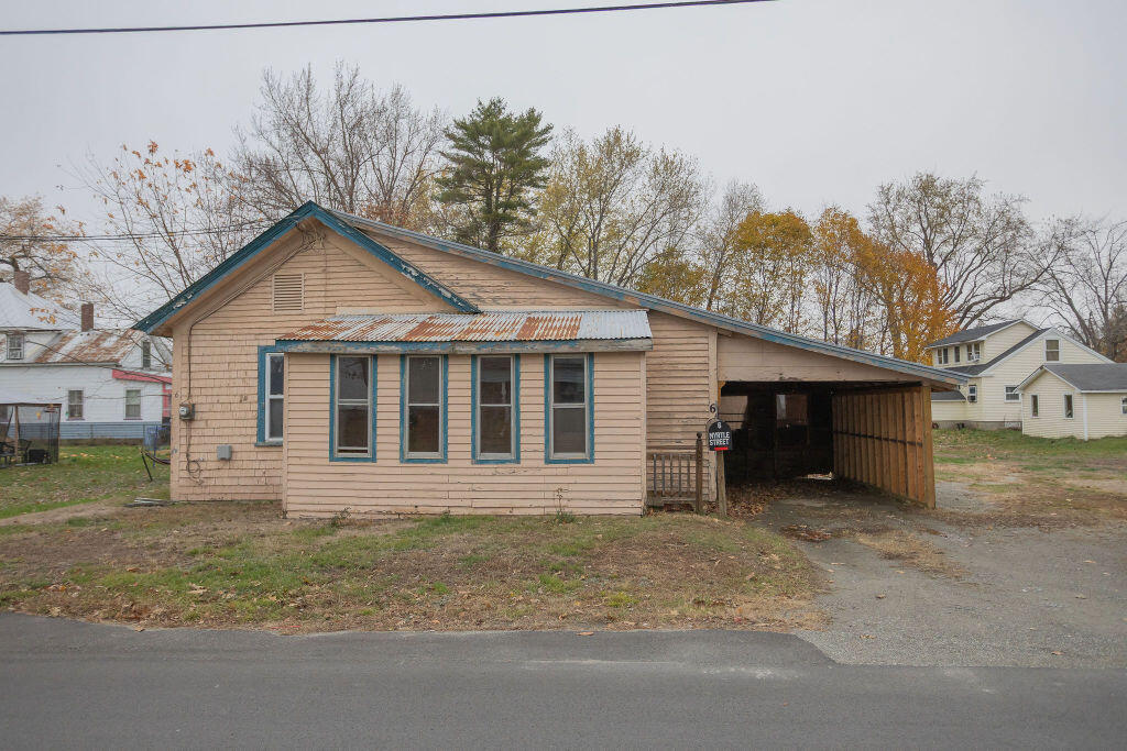 6 Myrtle Street Madison ME 04950