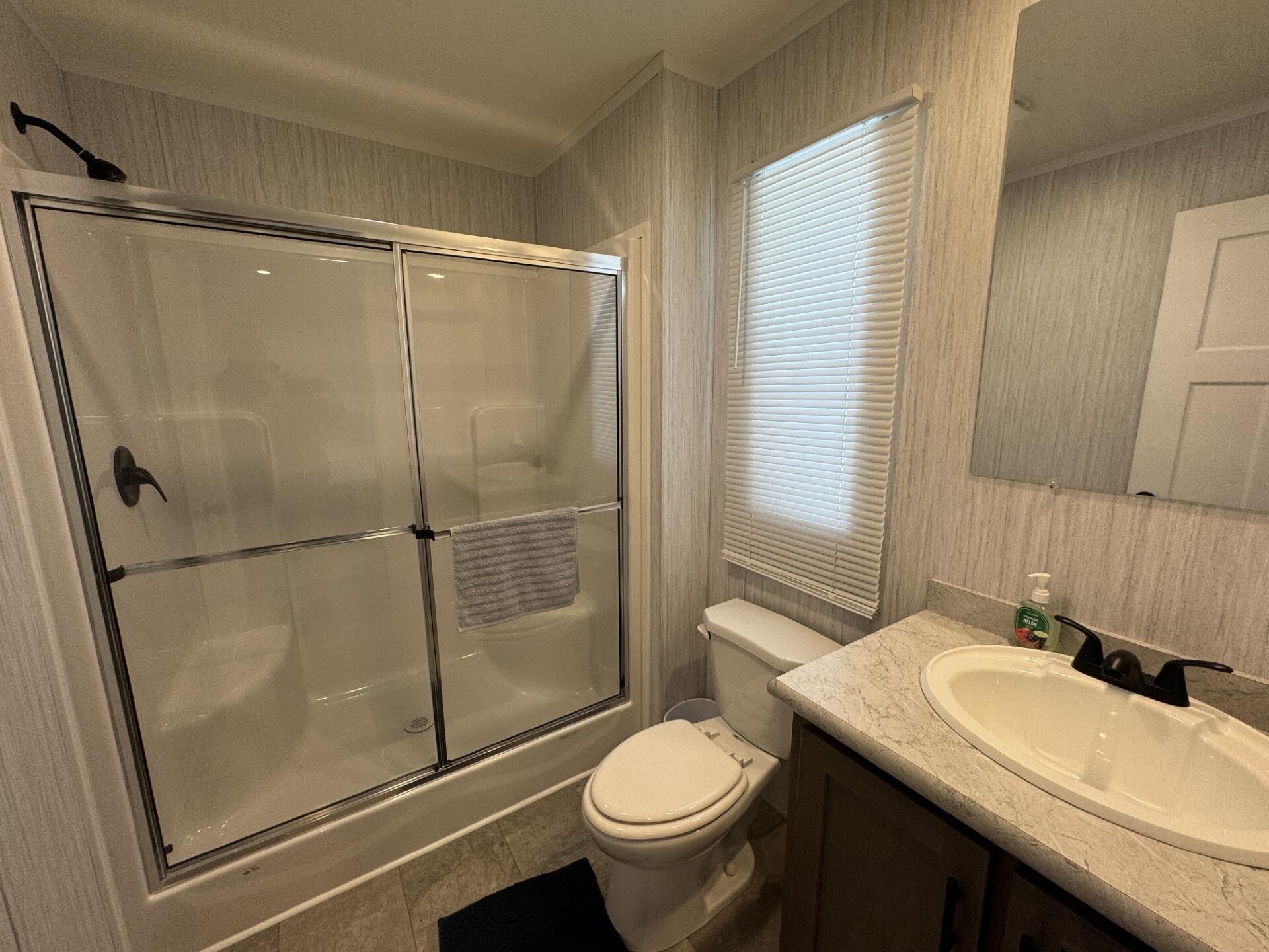 17 Macleod Lane Belfast ME 04915