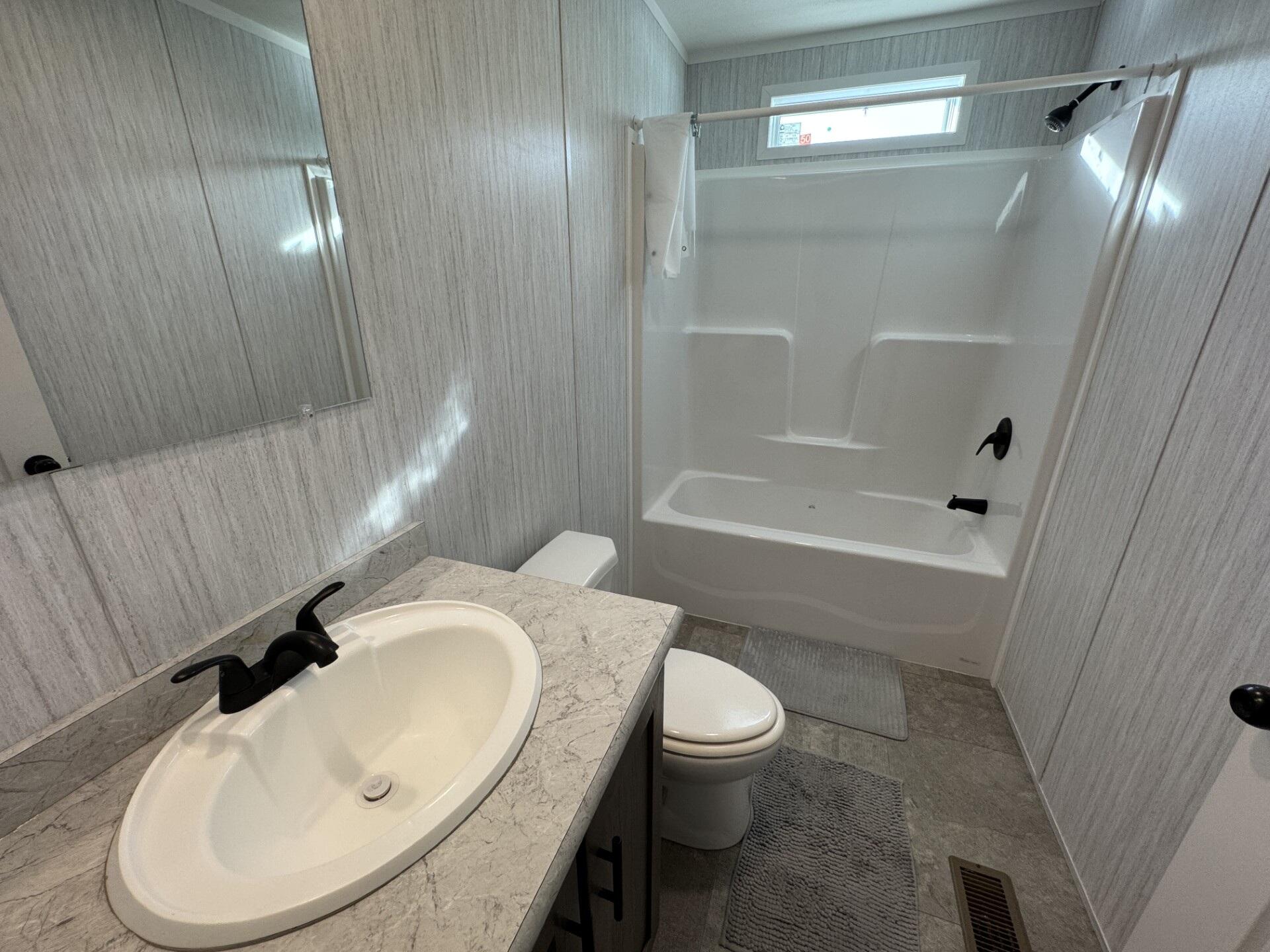 17 Macleod Lane Belfast ME 04915