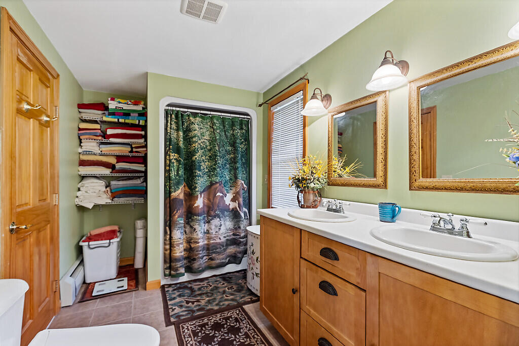 135 Crockett Road Dexter ME 04930