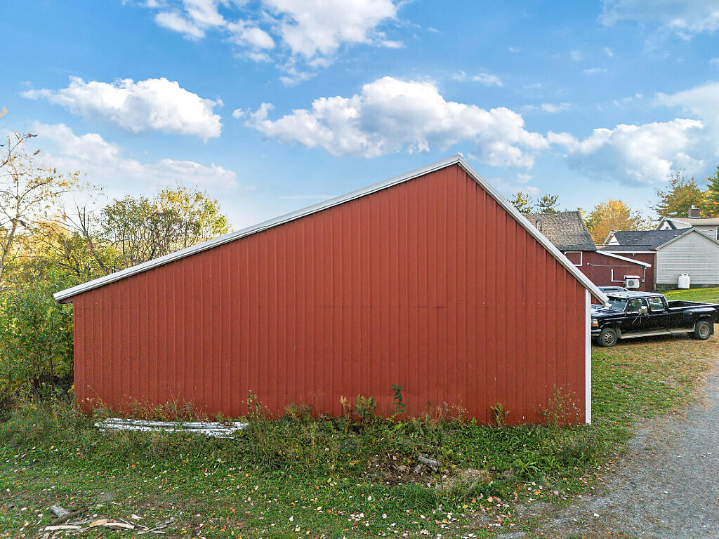 135 Crockett Road Dexter ME 04930