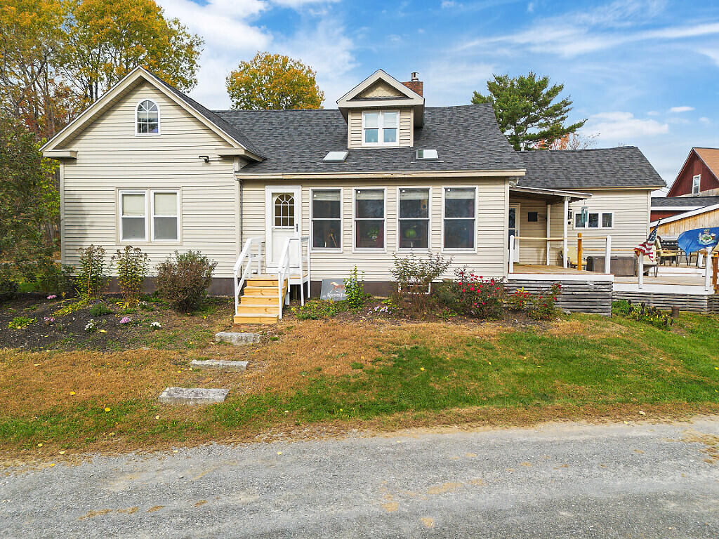 135 Crockett Road Dexter ME 04930