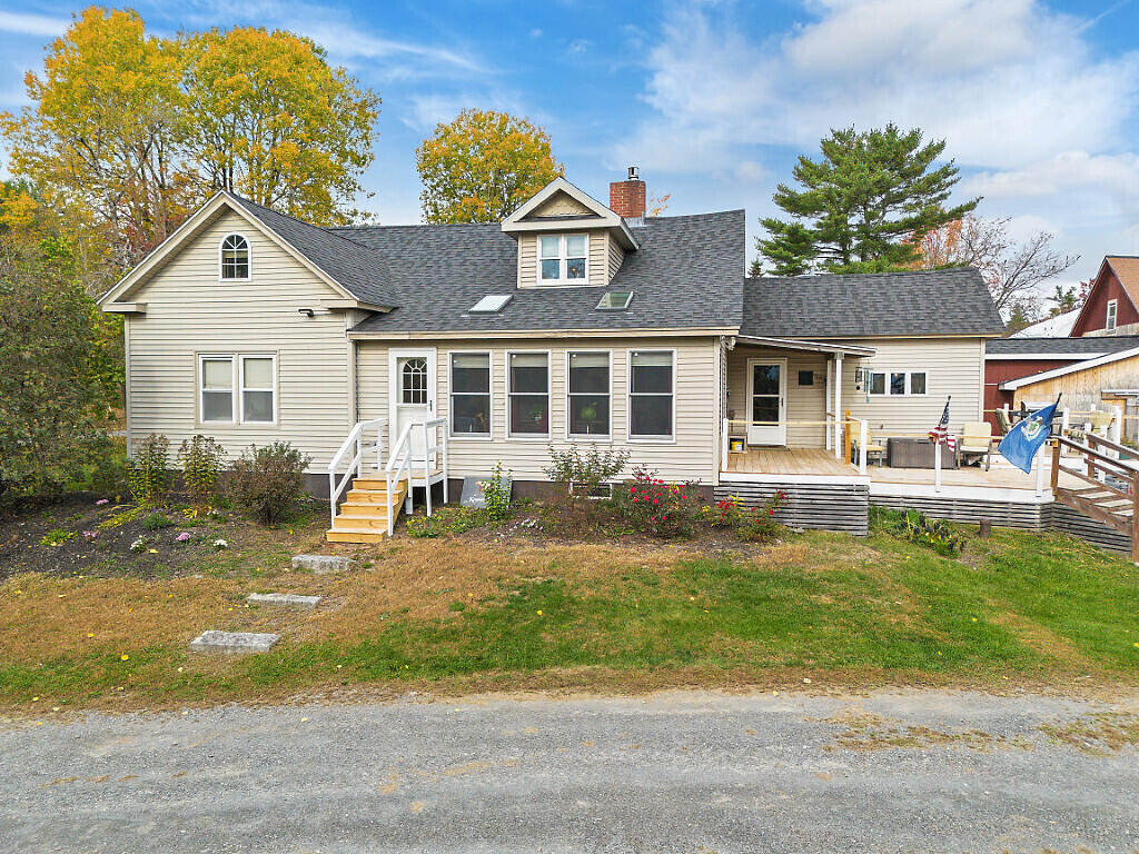 135 Crockett Road Dexter ME 04930