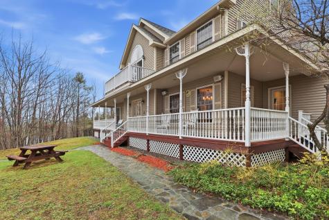 111 Daggett Drive Raymond ME 04071