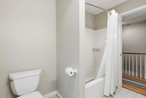111 Daggett Drive Raymond ME 04071