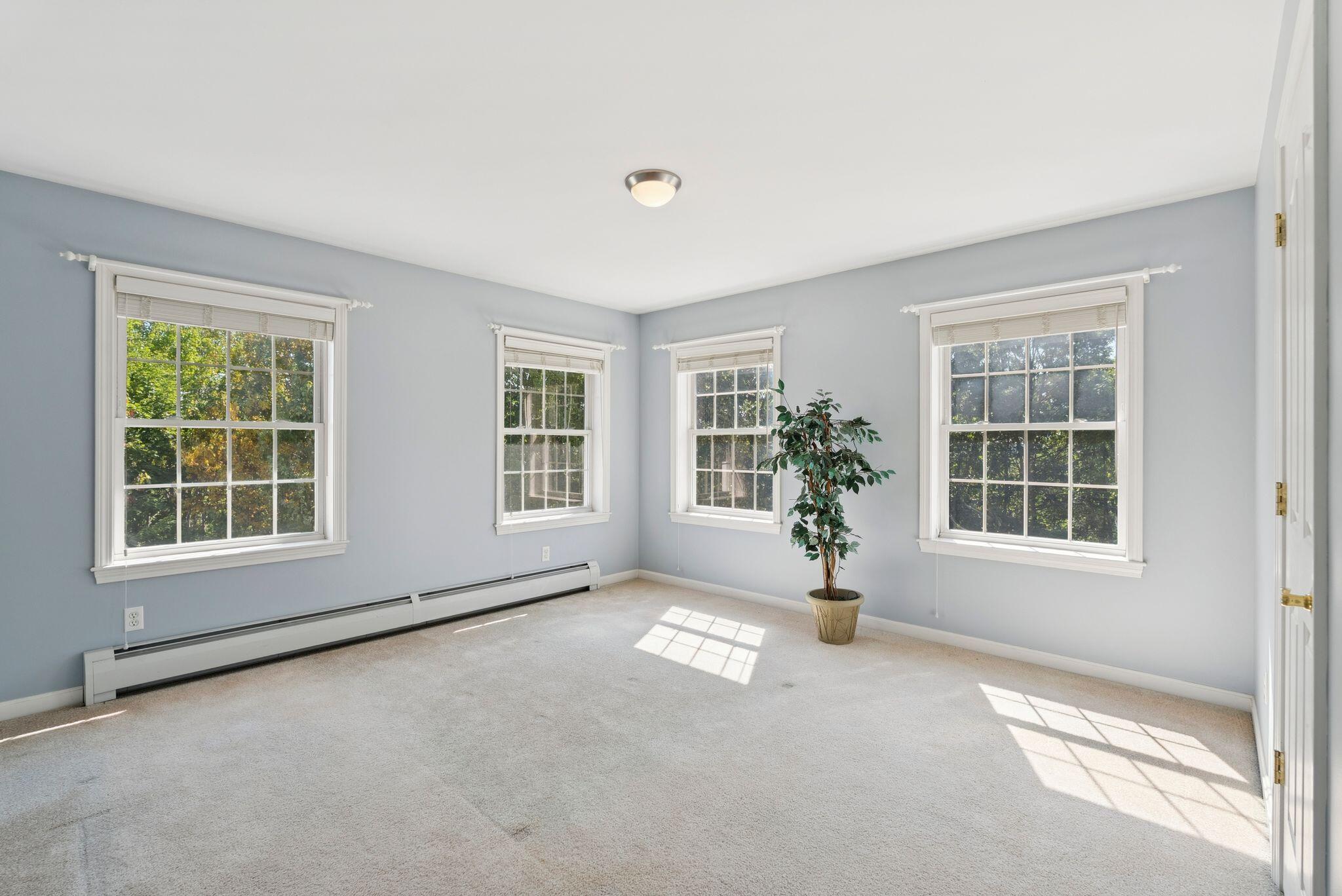 111 Daggett Drive Raymond ME 04071
