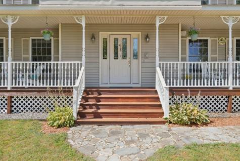 111 Daggett Drive Raymond ME 04071