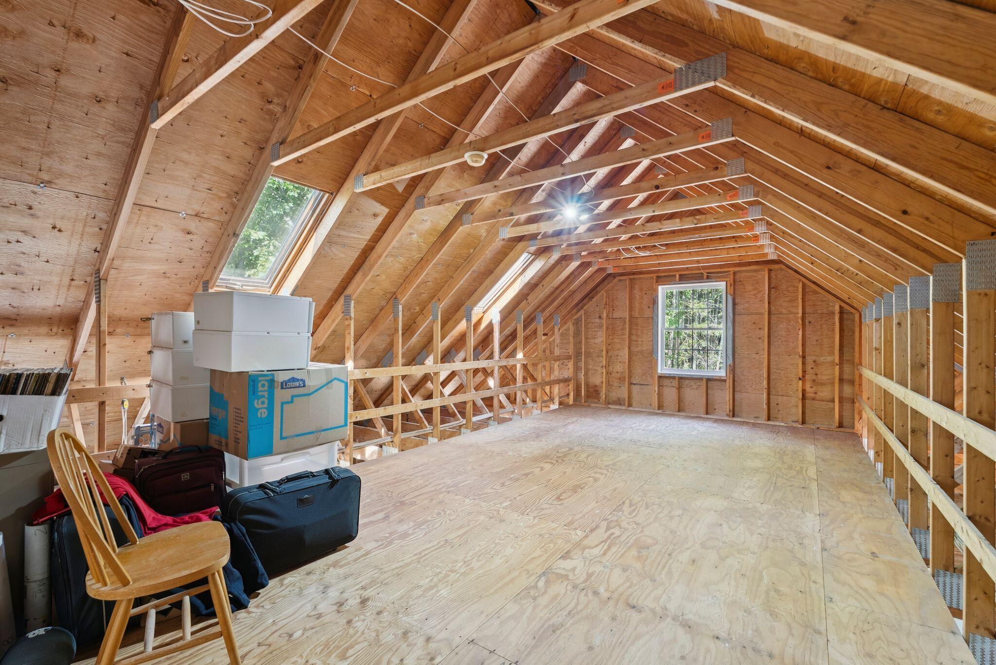 111 Daggett Drive Raymond ME 04071