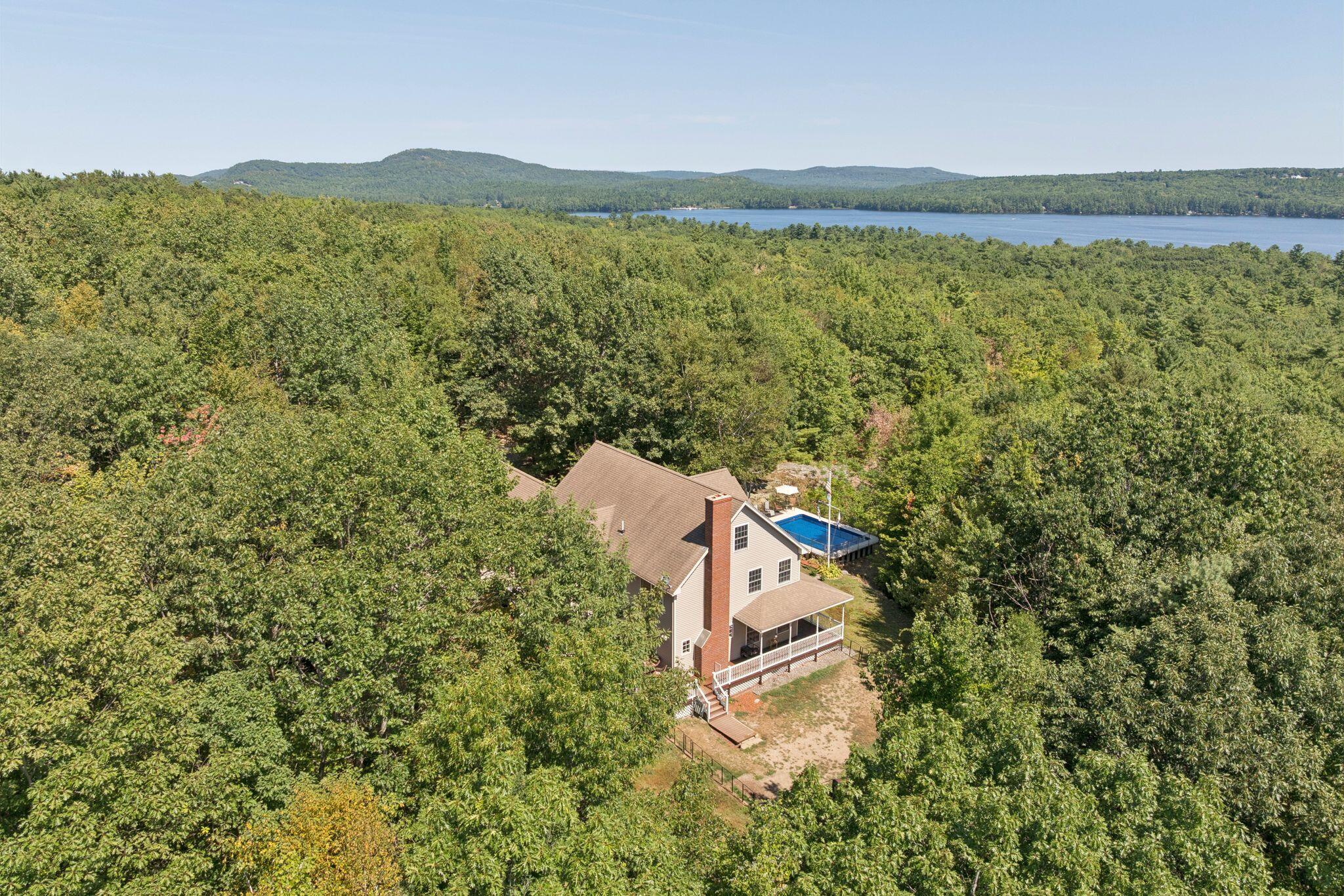 111 Daggett Drive Raymond ME 04071