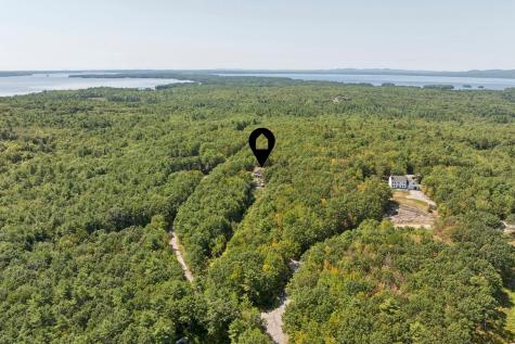 111 Daggett Drive Raymond ME 04071