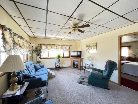 327 Vickery Road Auburn ME 04210