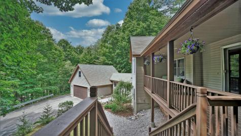 117 Mountain Road Raymond ME 04071