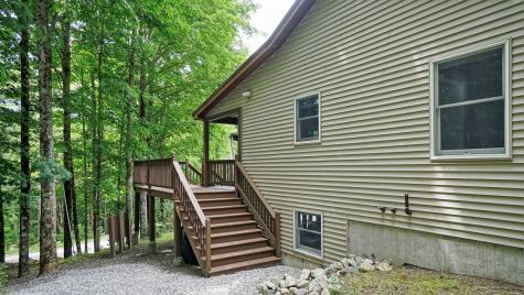 117 Mountain Road Raymond ME 04071