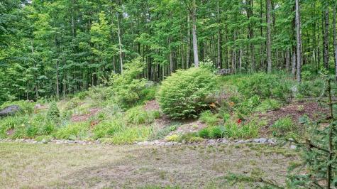 117 Mountain Road Raymond ME 04071