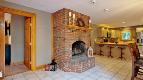117 Mountain Road Raymond ME 04071
