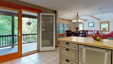 117 Mountain Road Raymond ME 04071