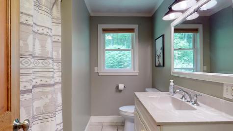 117 Mountain Road Raymond ME 04071