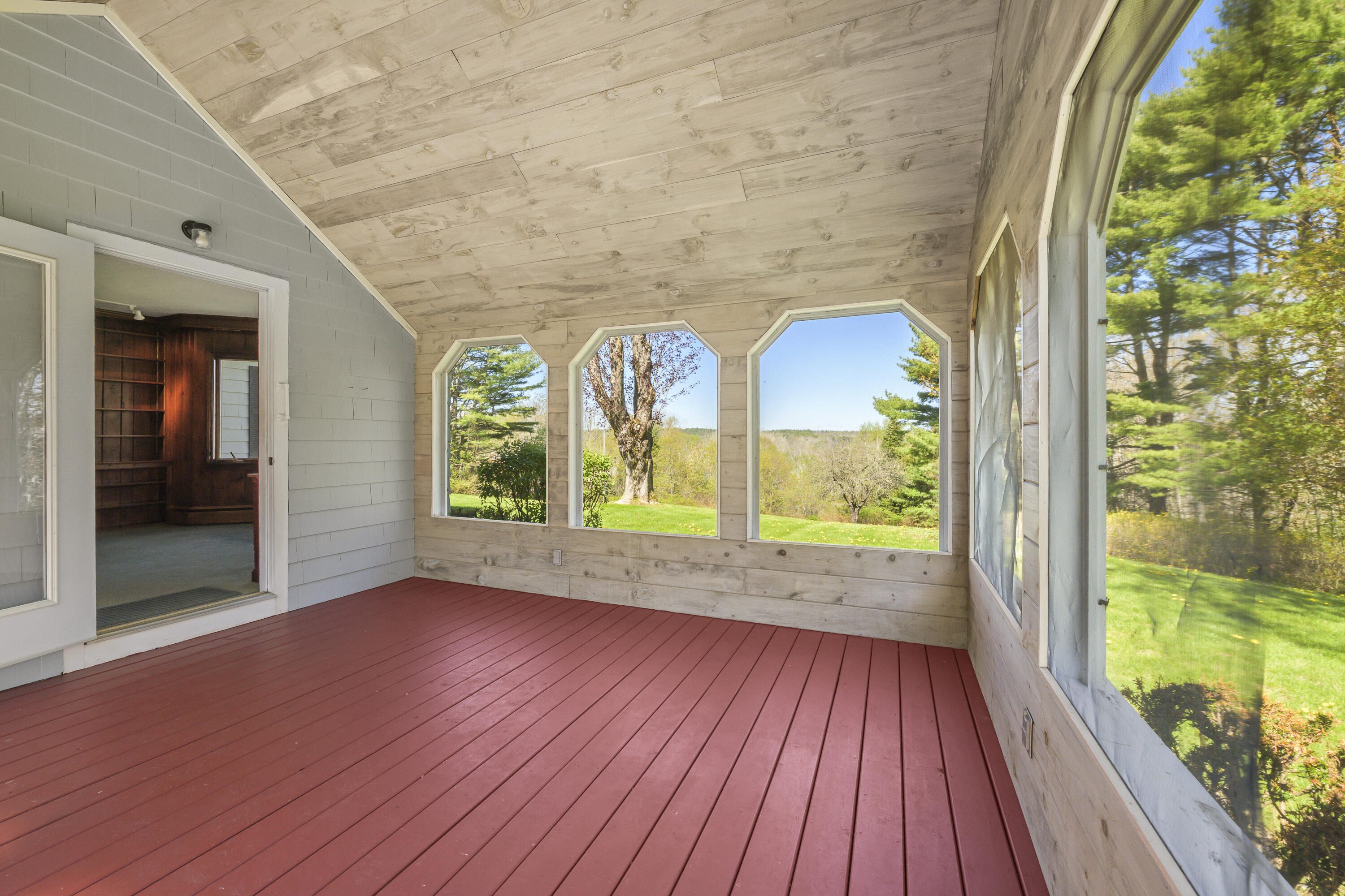 367 State Route 129 South Bristol ME 04573