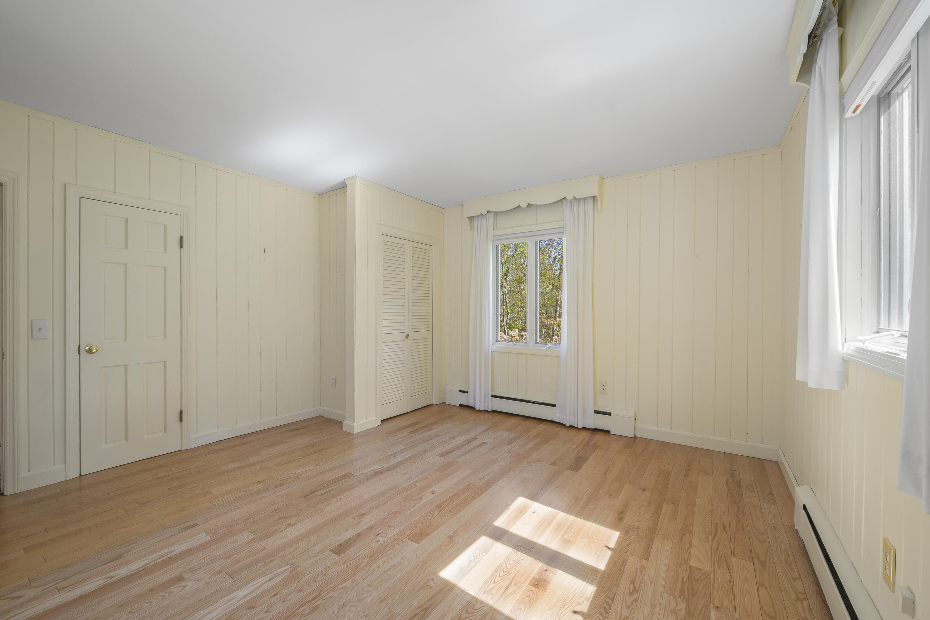 367 State Route 129 South Bristol ME 04573