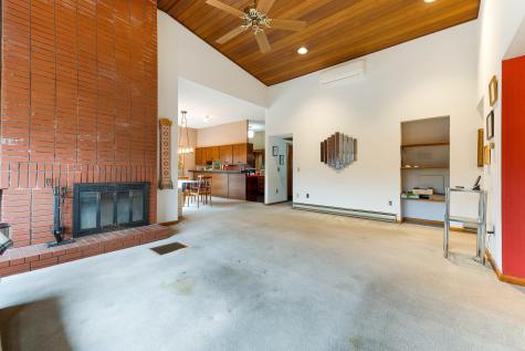 384 Merrow Road Auburn ME 04210