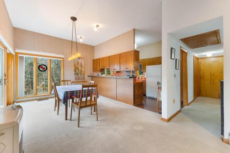 384 Merrow Road Auburn ME 04210