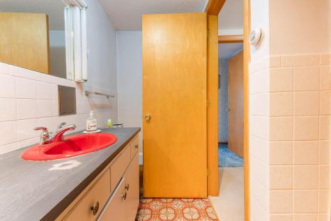 384 Merrow Road Auburn ME 04210