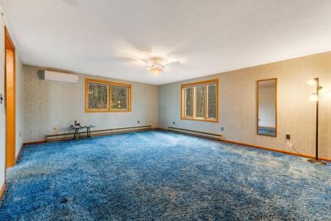 384 Merrow Road Auburn ME 04210