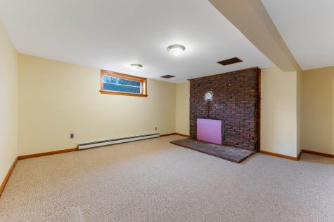 384 Merrow Road Auburn ME 04210