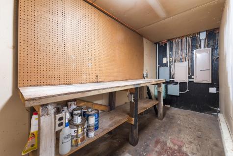 384 Merrow Road Auburn ME 04210