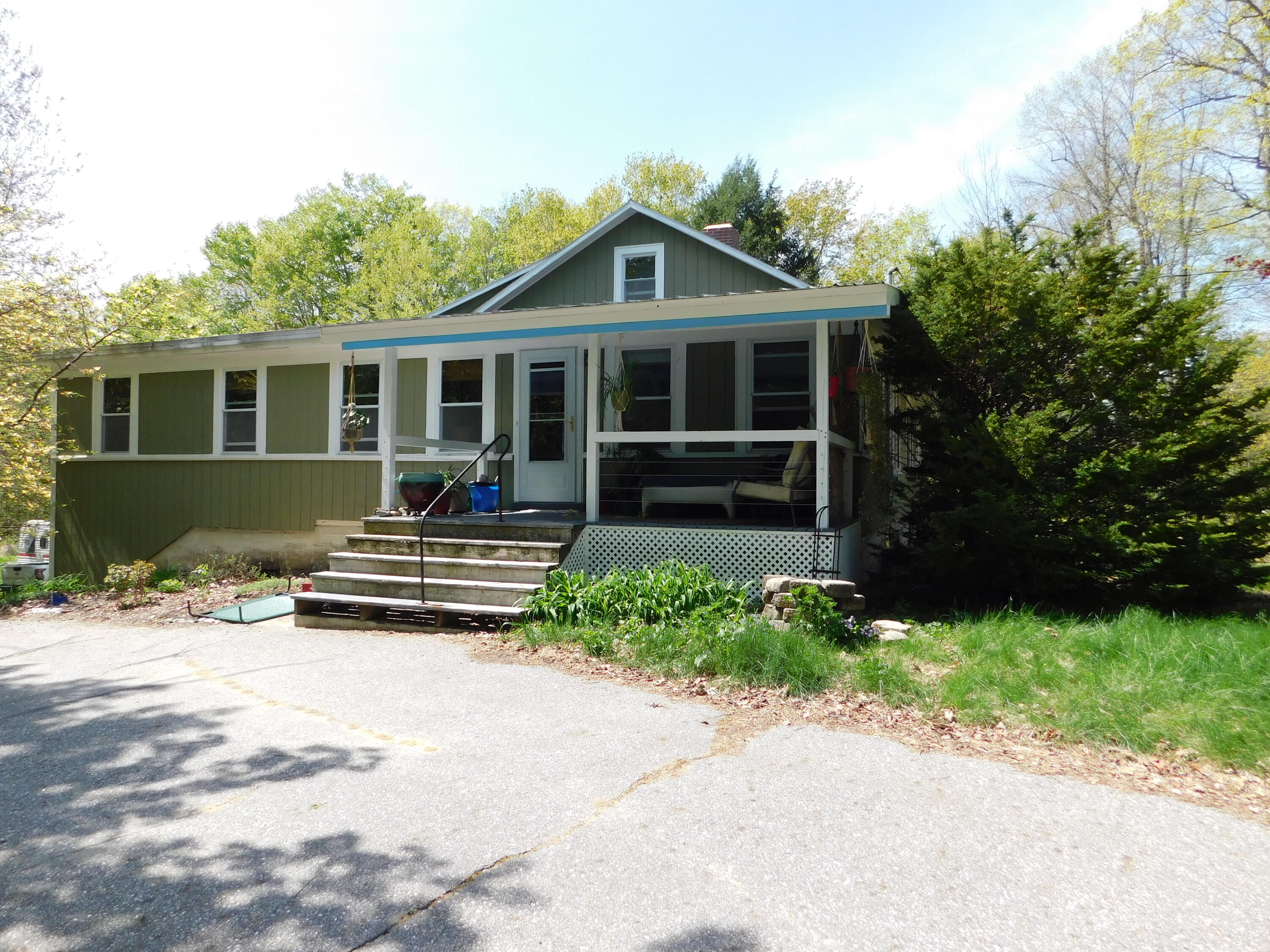 406 Lake Street Auburn ME 04210