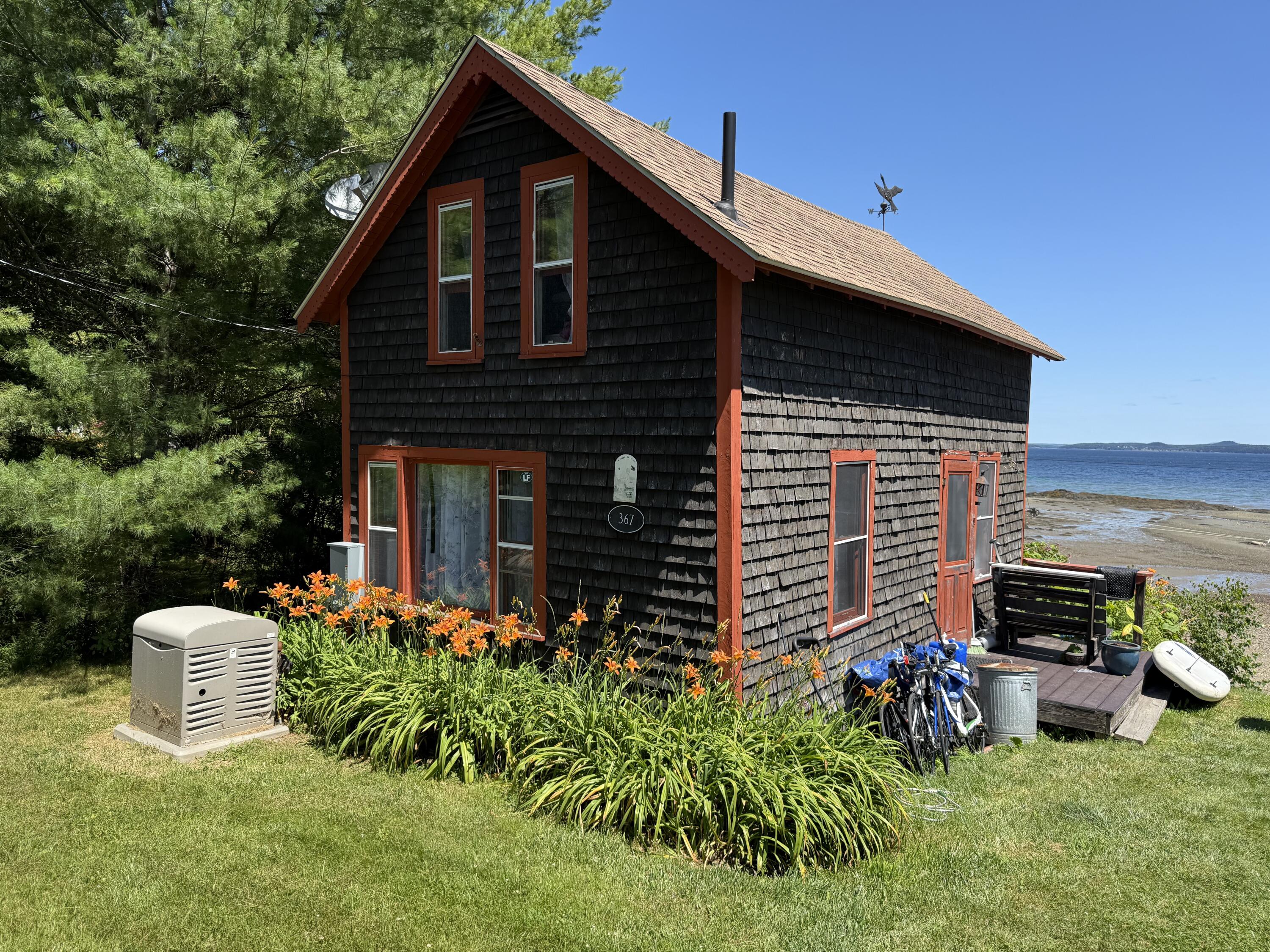 364 & 367 Main Road Islesboro ME 04848