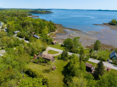 364 & 367 Main Road Islesboro ME 04848