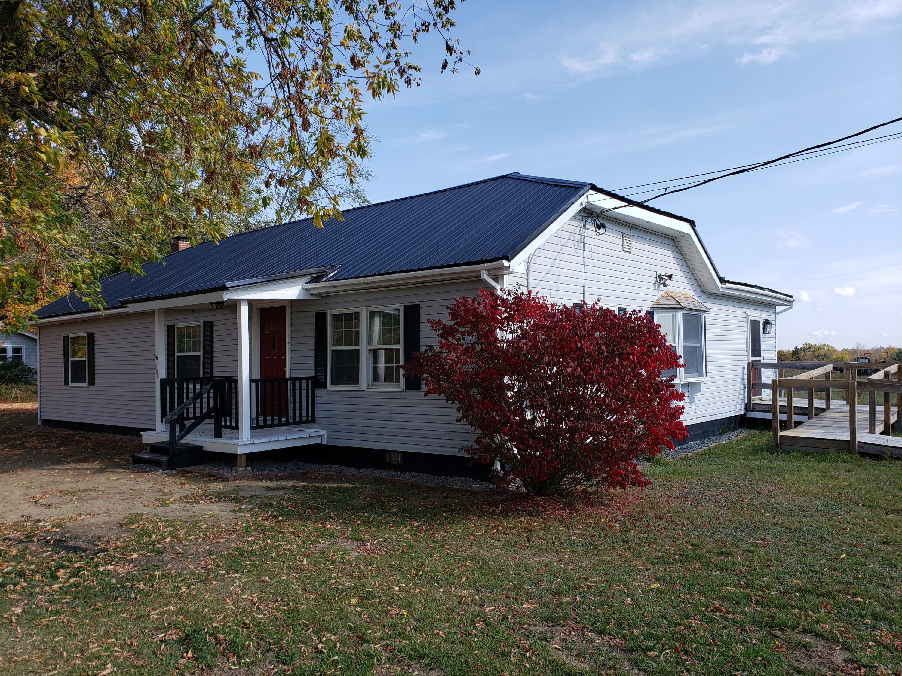 183 Oxbow Road Palmyra Maine Real Estate Listing MLS 1467460